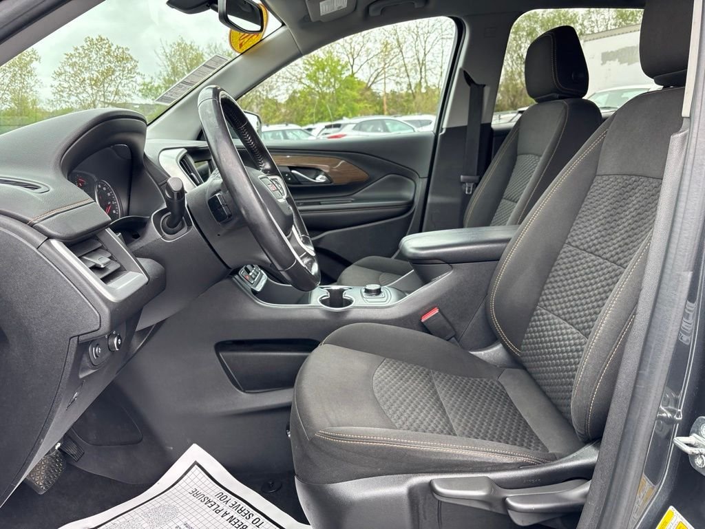 Used 2019 Gray GMC SLE image 14