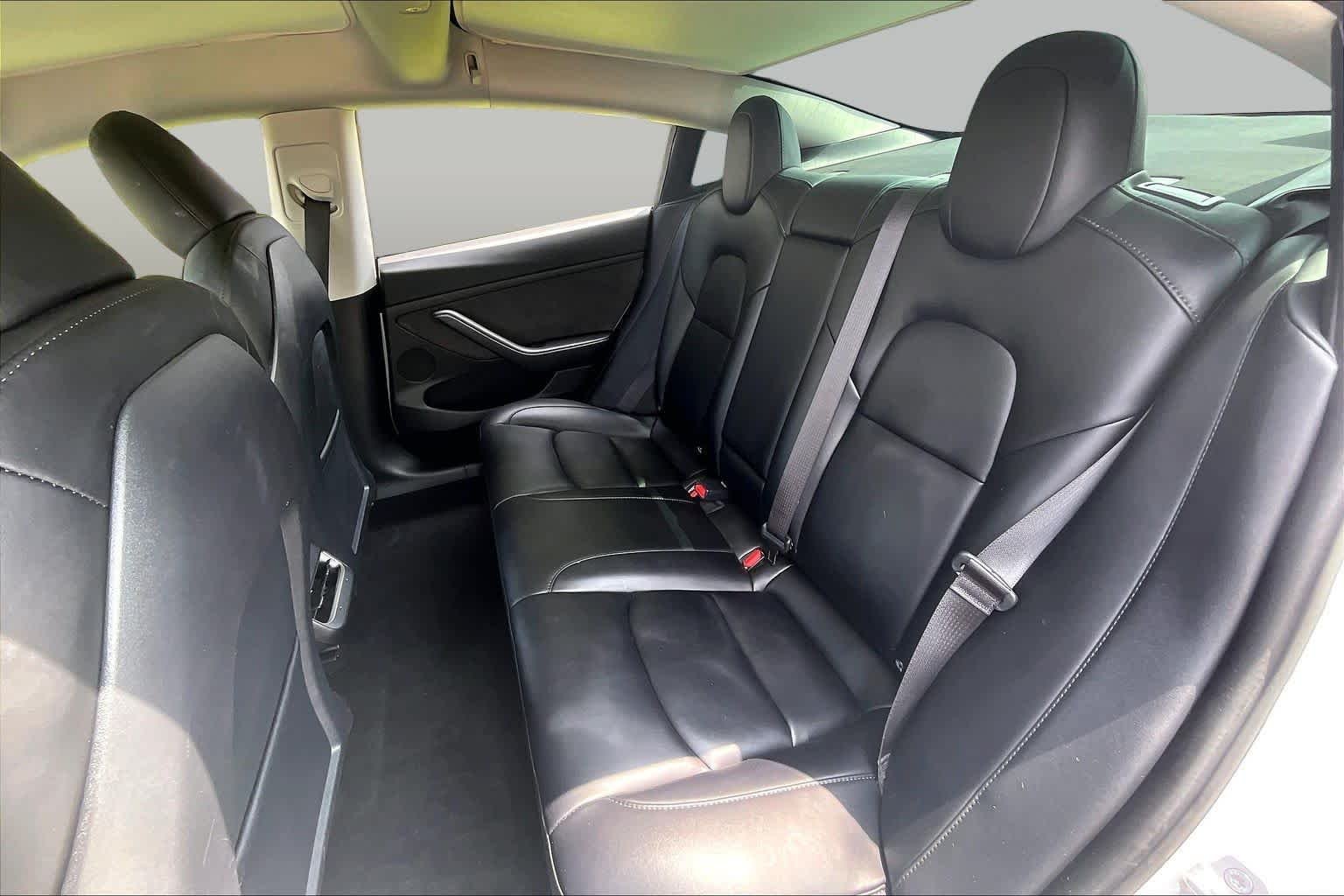 Used 2023 Pearl White Multi-Coat Tesla  image 17