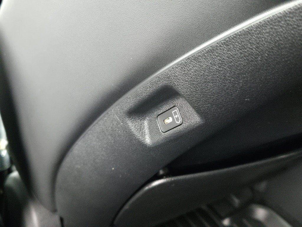 New 2026 Blue Hyundai SEL AWD image 21