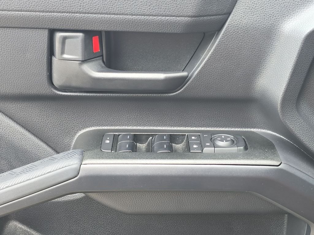 Certified Used 2025  Toyota SR5 image 19