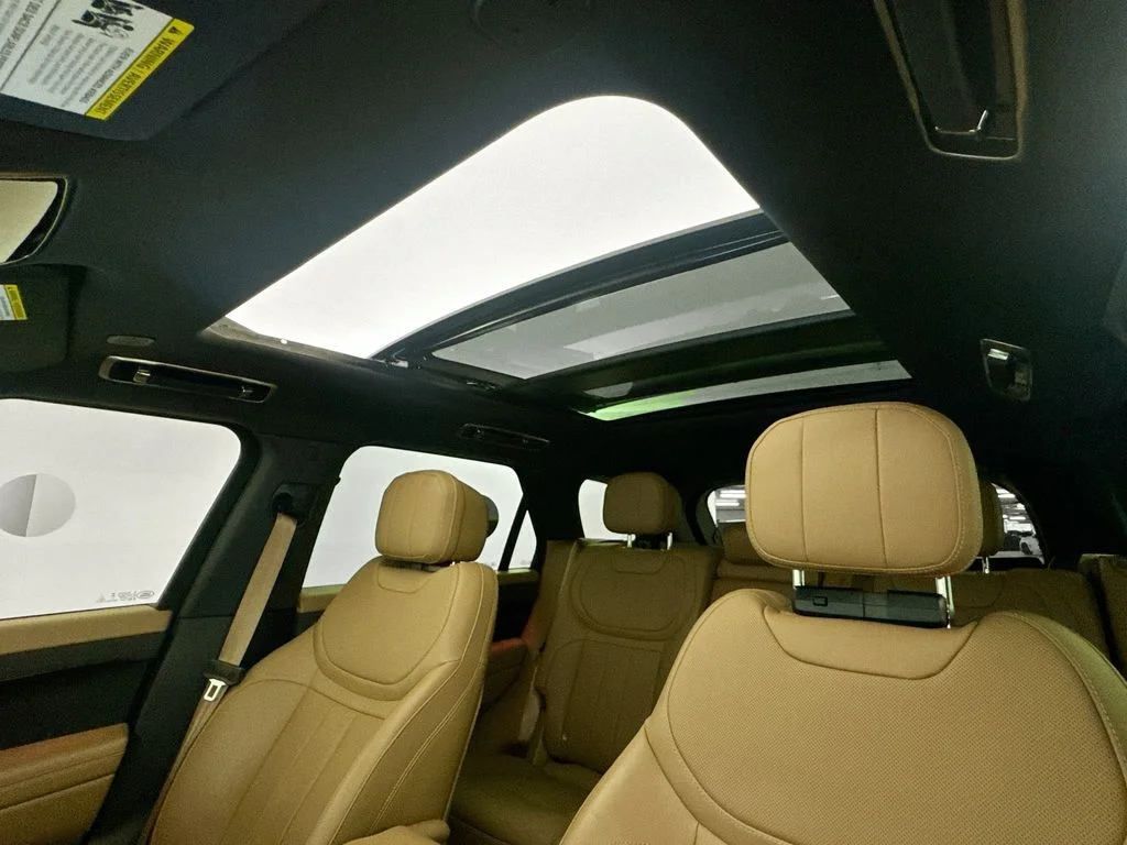 Used 2024 Red Land Rover SE image 22