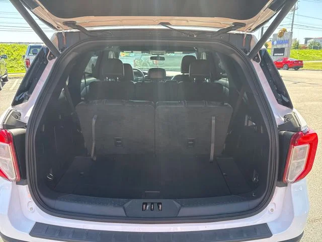 Used 2020 Oxford White Ford XLT image 15