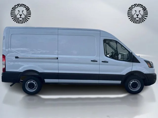 New 2026 Oxford White Ford Cargo Van image 5