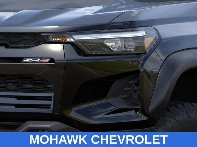 2026 Chevrolet Colorado ZR2 - Photo 10