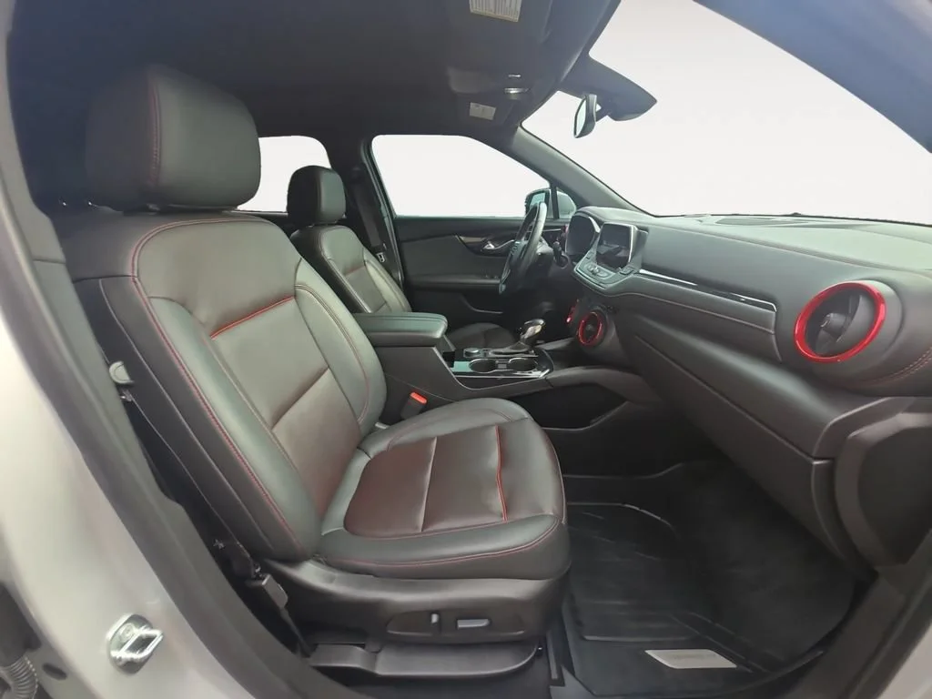 Used 2022 Silver Ice Metallic Chevrolet RS image 16
