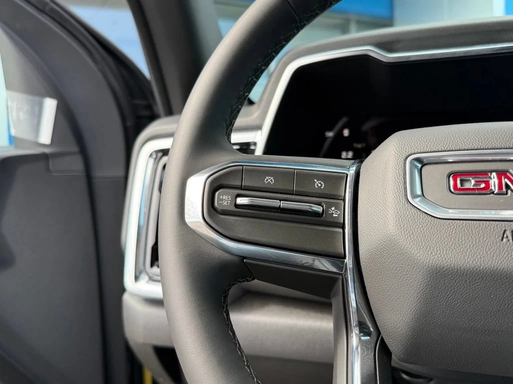 New 2026 Onyx Black GMC Elevation image 18