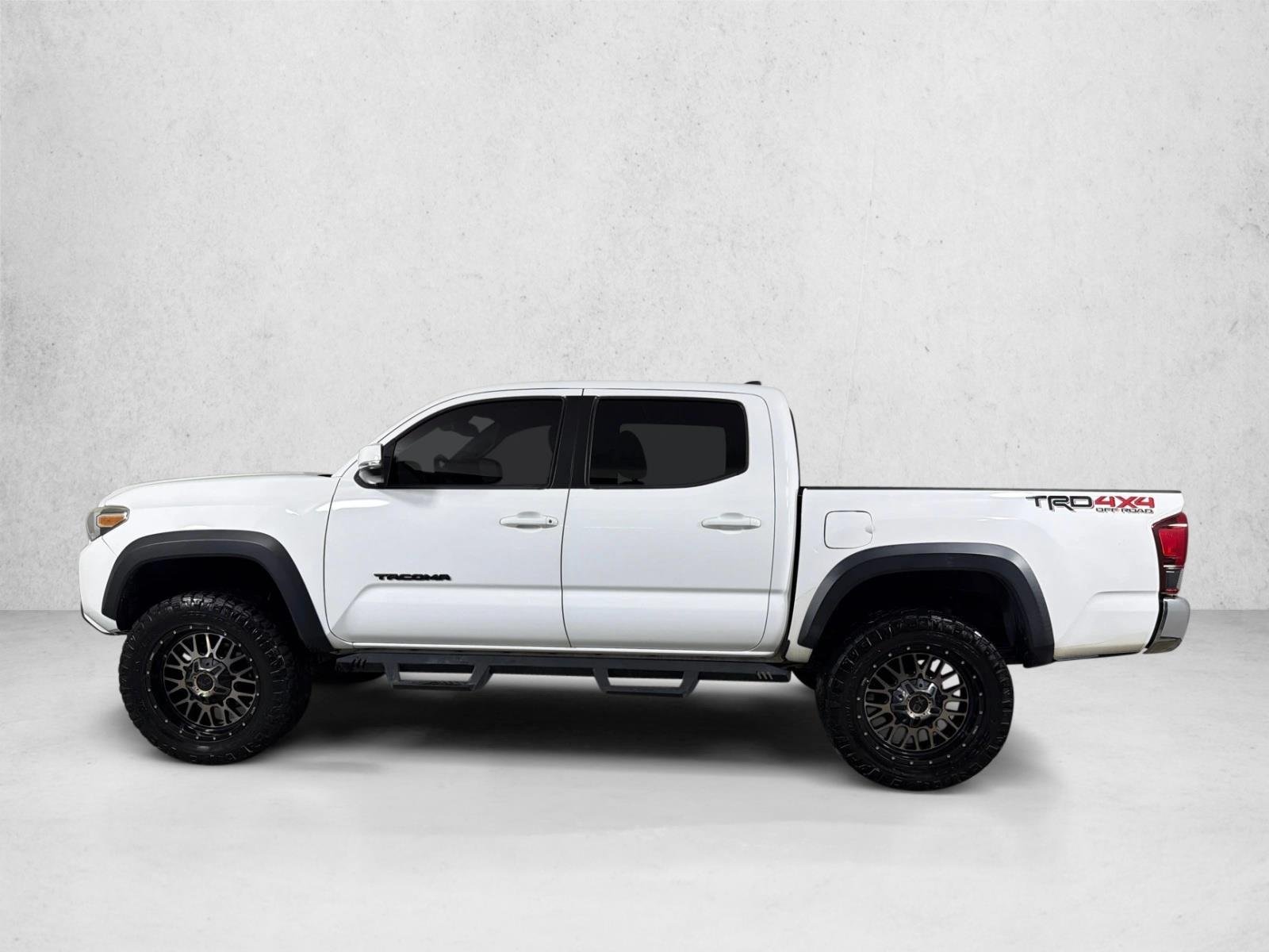 Used 2019 Super White Toyota TRD Off Road image 6