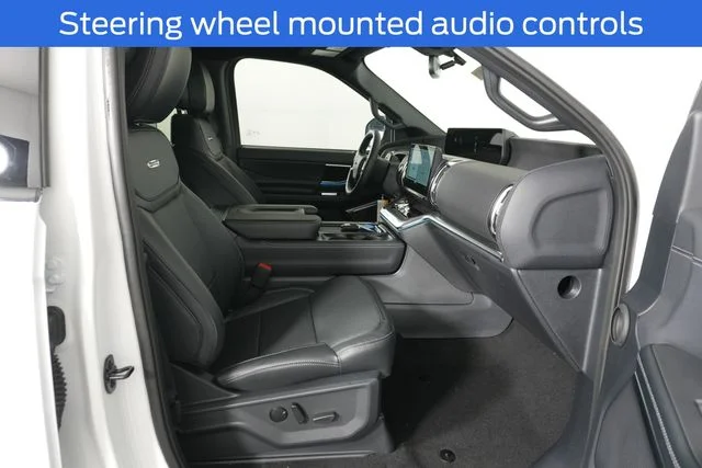 New 2026 Oxford White Ford Platinum® image 30