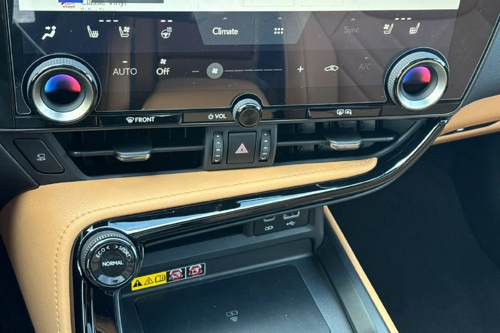 2026 Lexus NX 450h+ Premium - Photo 20