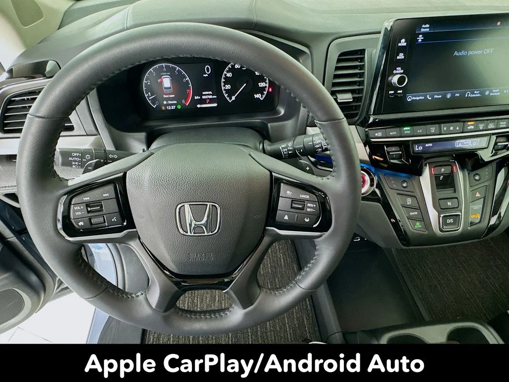 Certified Used 2026 Sonic Gray Pearl Honda Touring image 14