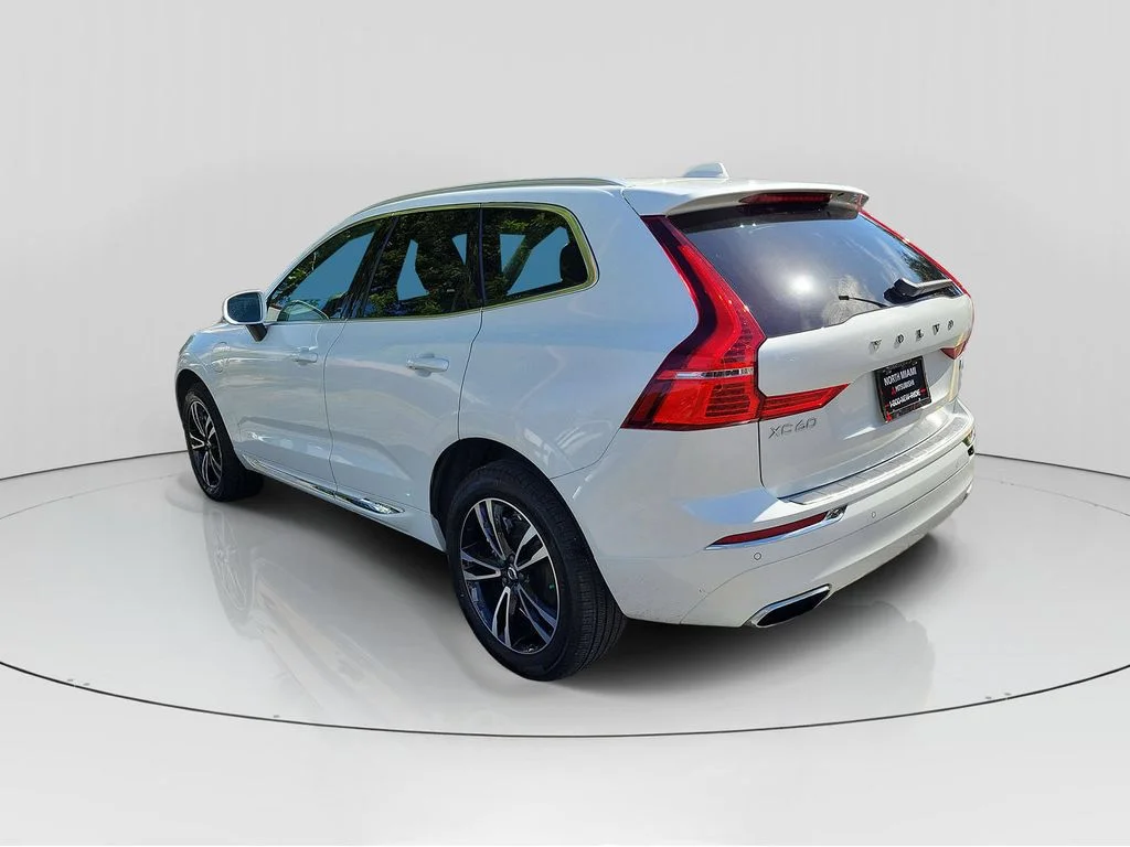 Used 2021 White Volvo T8 Inscription Expression image 5