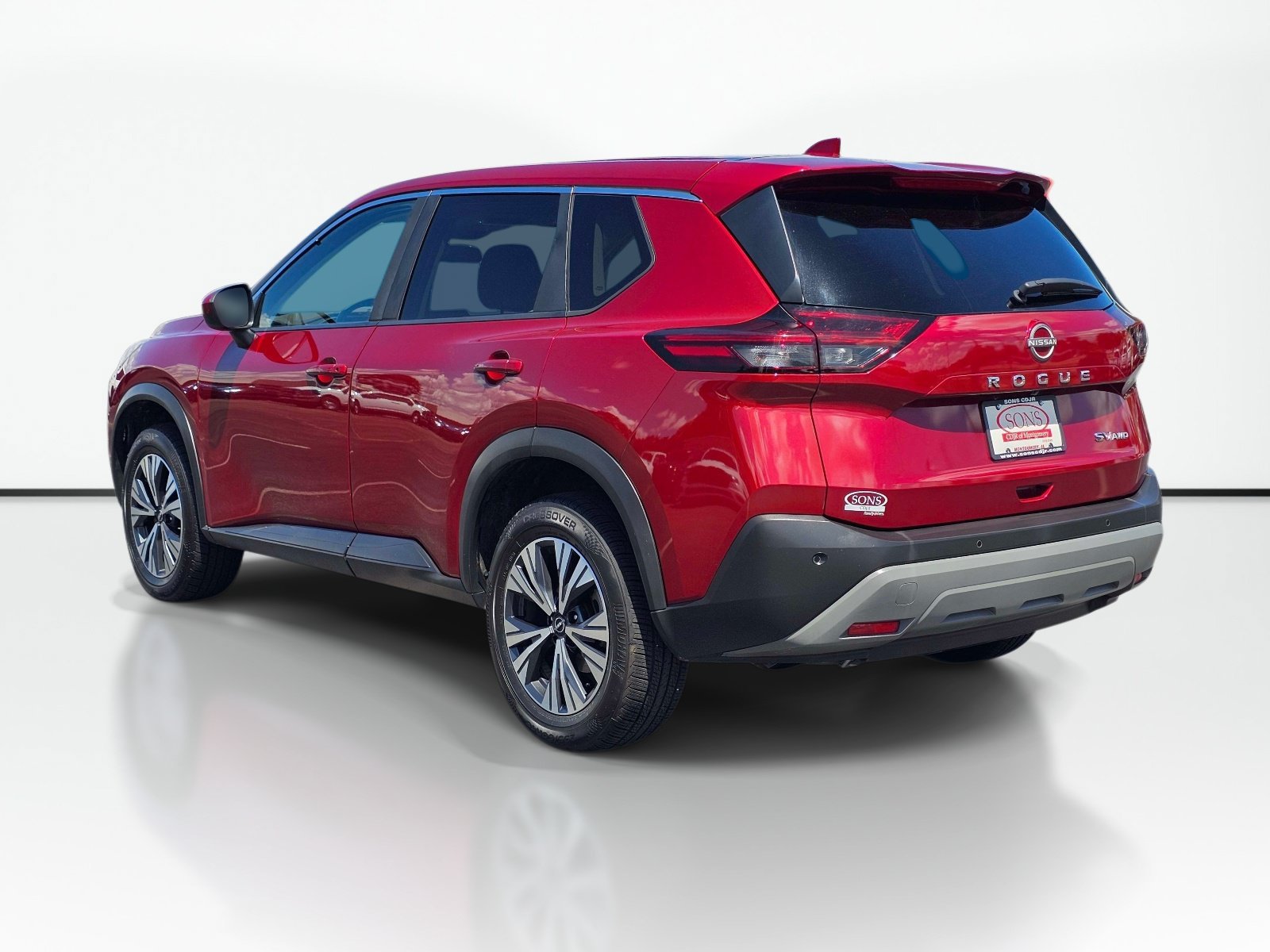 Used 2023 Scarlet Ember Tintcoat Nissan SV image 13