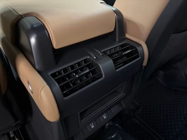 New 2026 Woolstone Green Land Rover S image 16