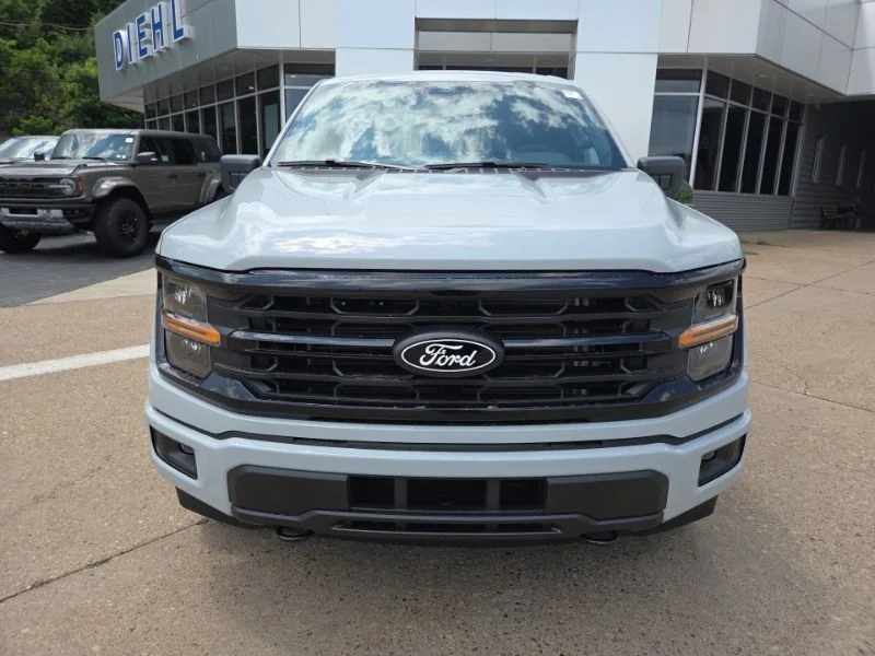 New 2026 Avalanche Ford XLT image 2