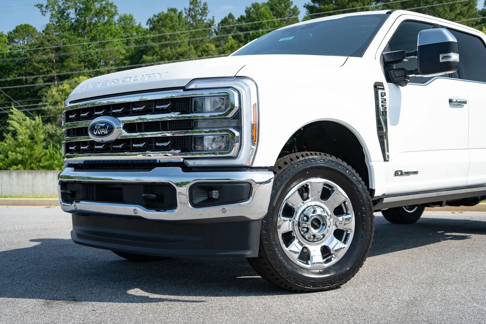 New 2026 Star White Metallic Tri-Coat Ford F-250® Lariat® image 6
