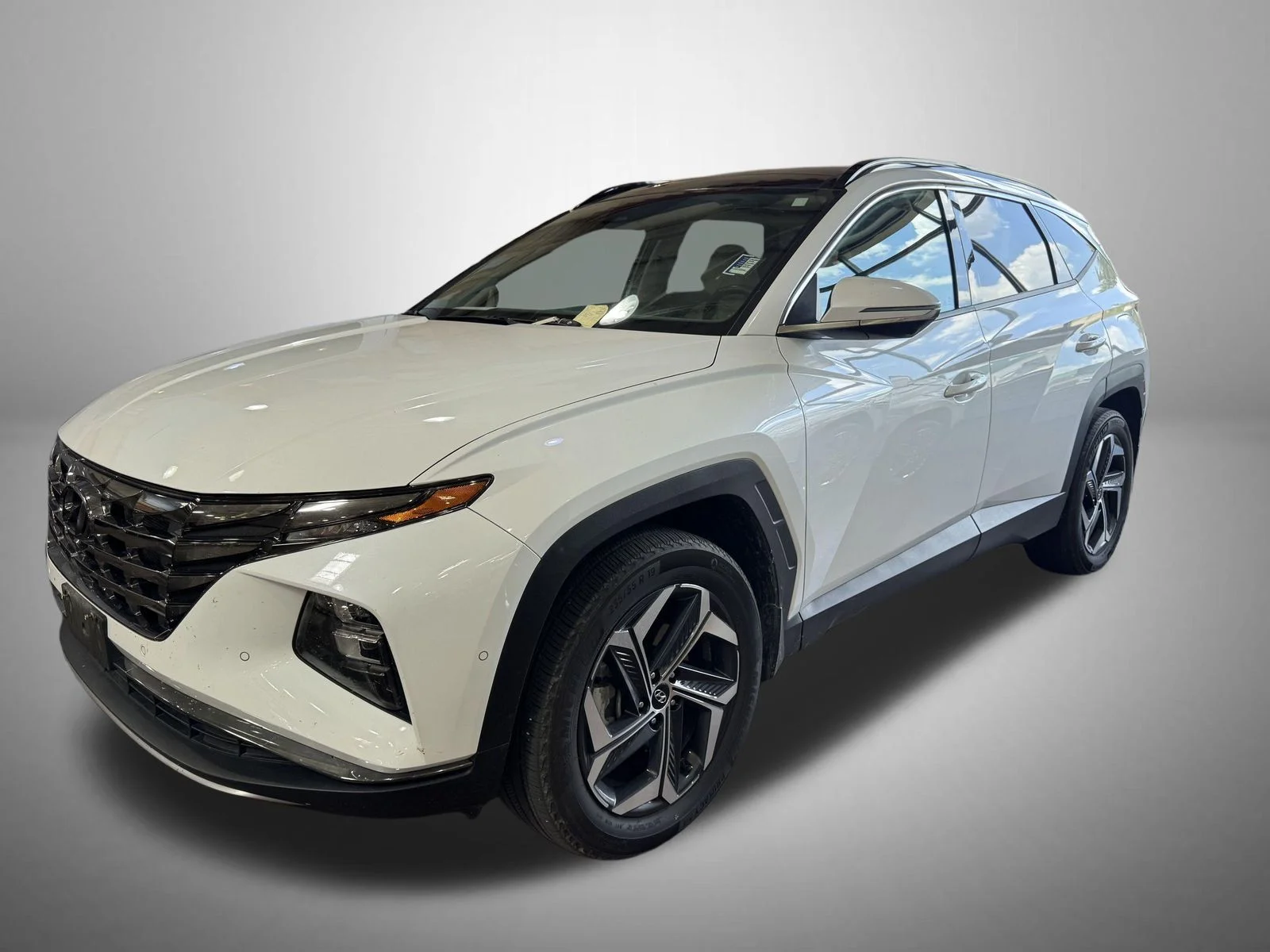 Used 2022 Gray Hyundai Limited image 3