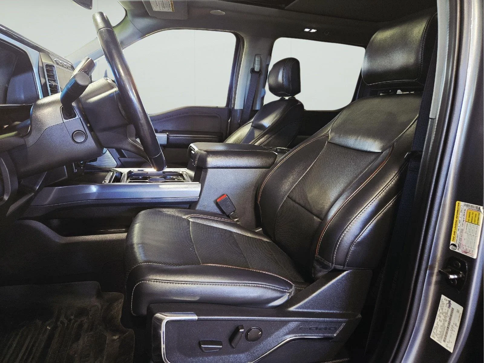 Used 2024 Carbonized Gray Ford Lariat image 30