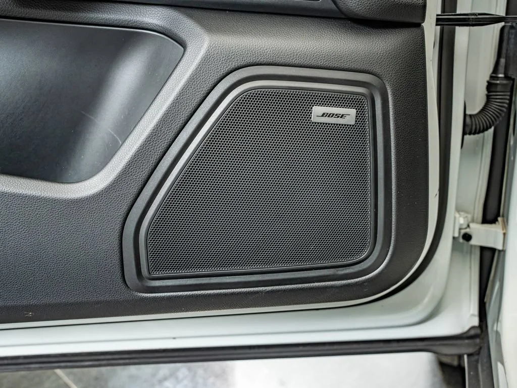 Used 2018 White Porsche  image 23