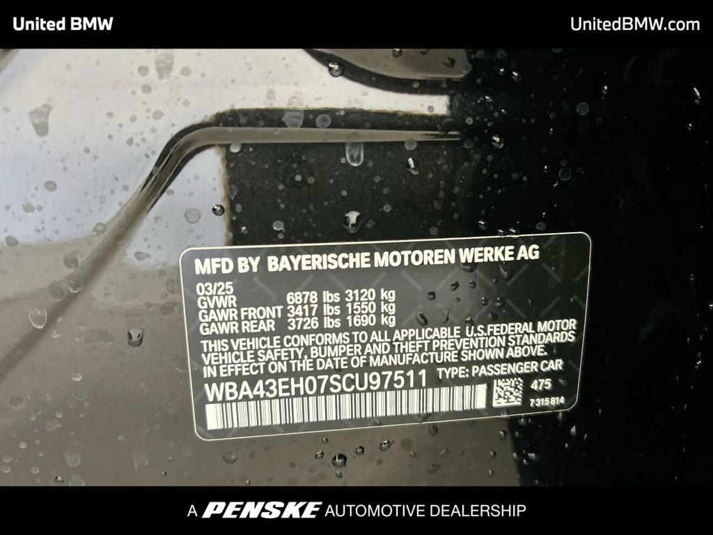 2025 BMW 7 Series 750e - Photo 23