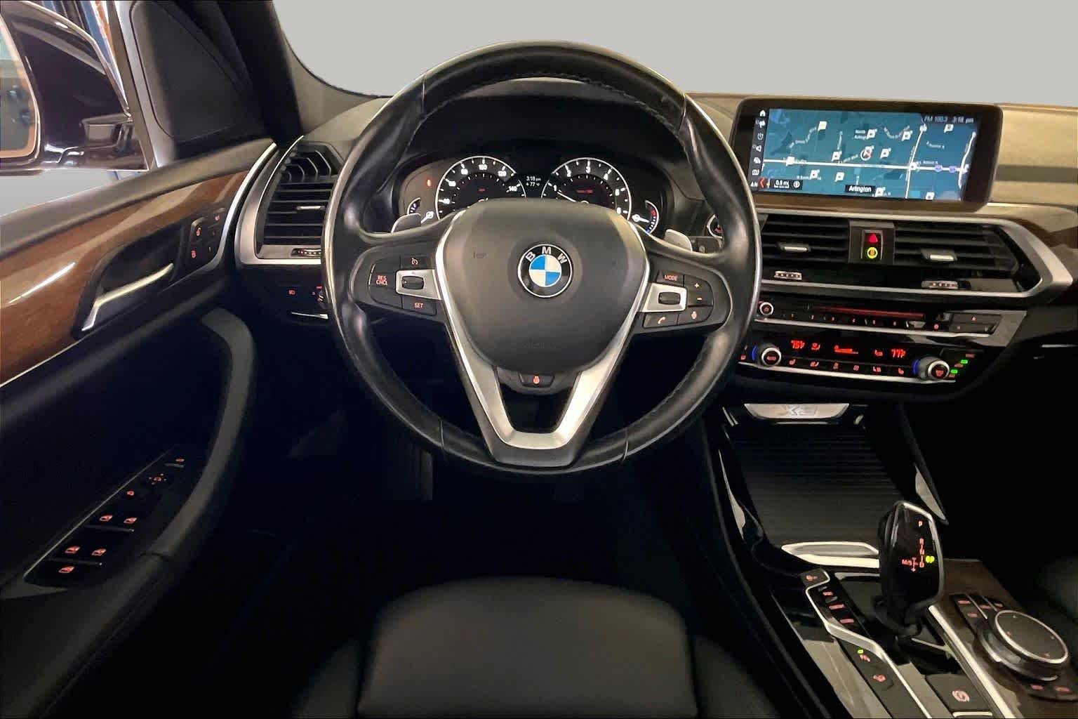Used 2018 Dark Graphite Metallic BMW xDrive30i image 5