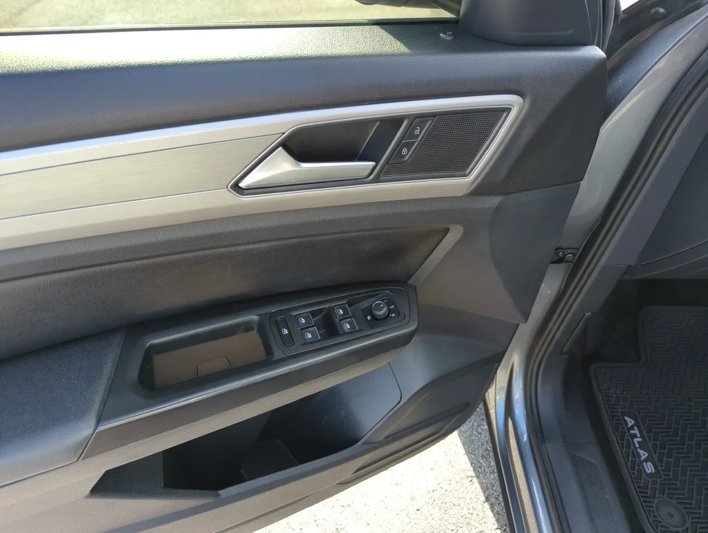 Used 2018  Volkswagen 3.6L V6 SE image 18