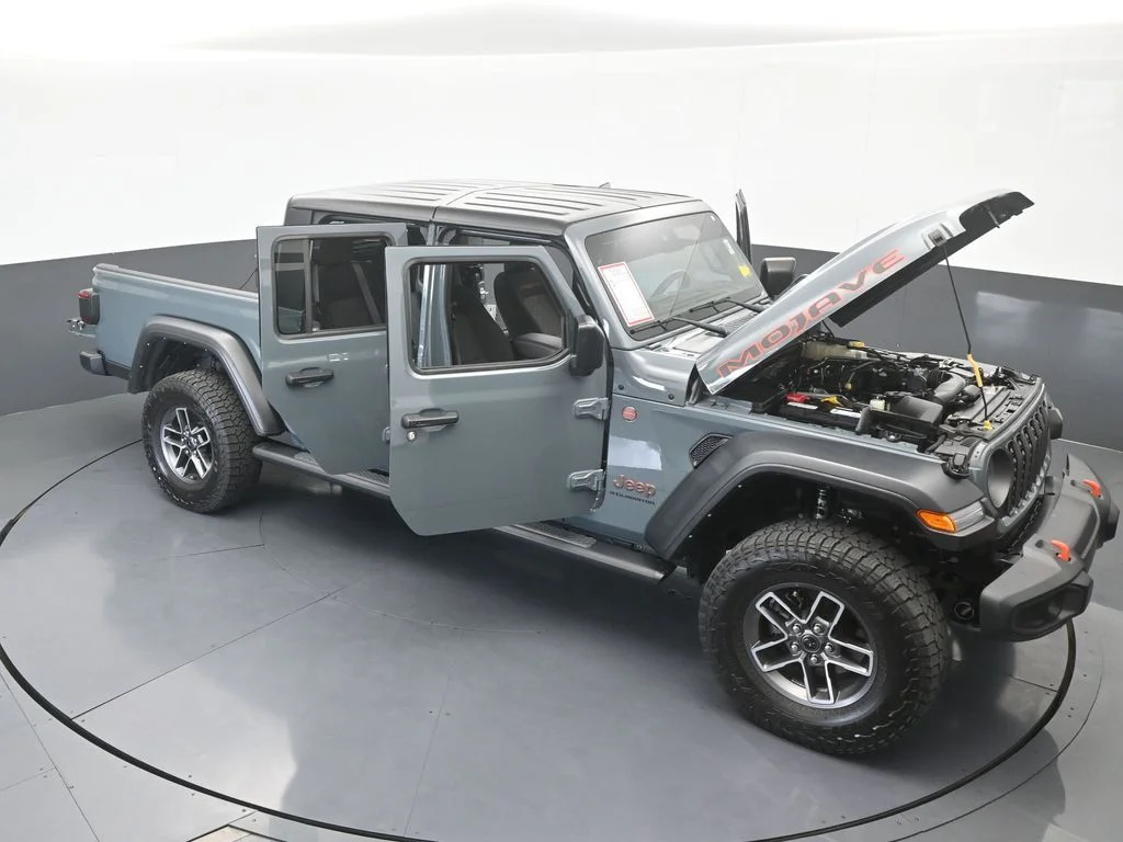 Used 2024 Anvil Clear Coat Jeep Mojave image 71