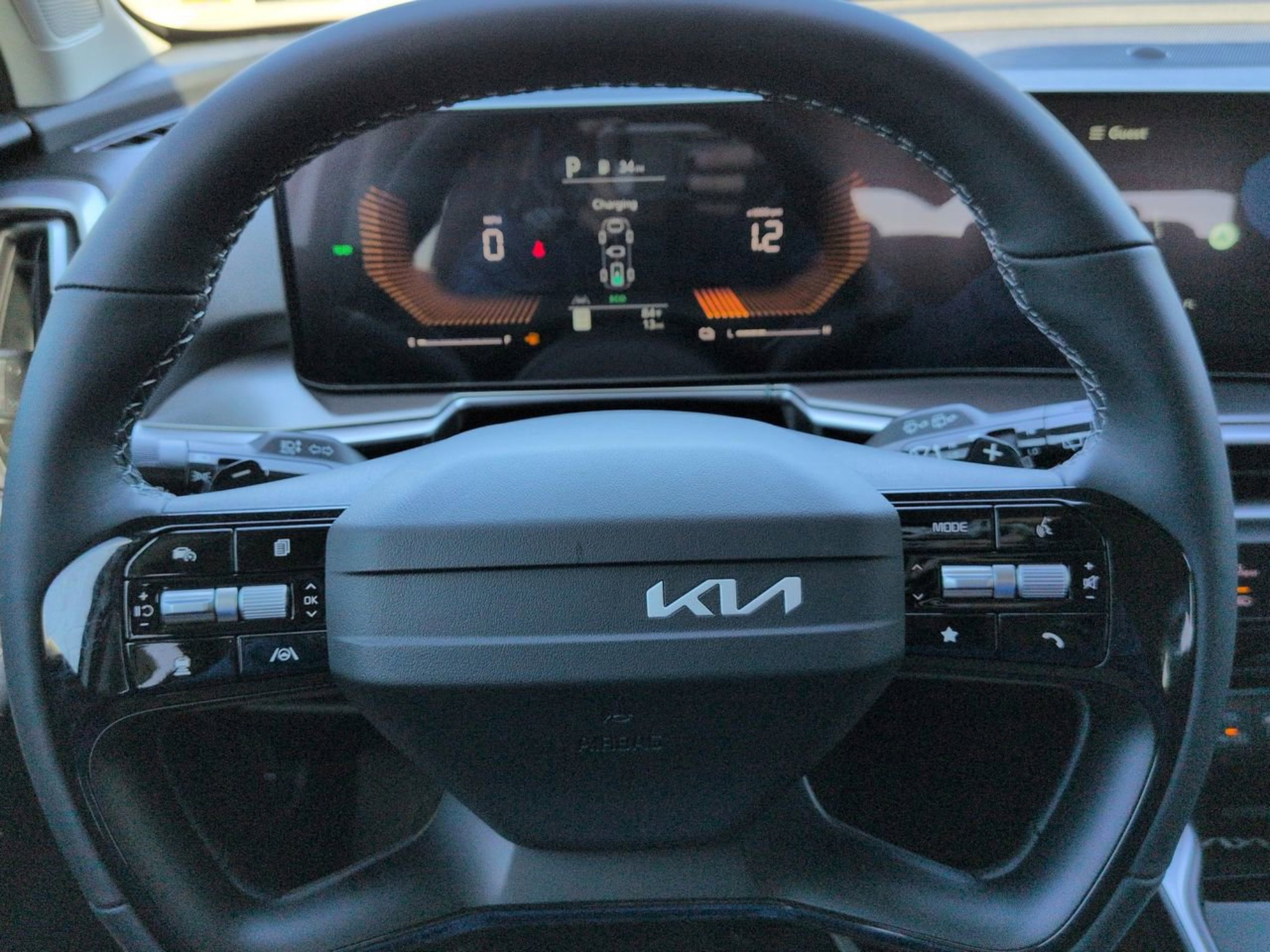 New 2026 Snow White Pearl Kia EX image 25