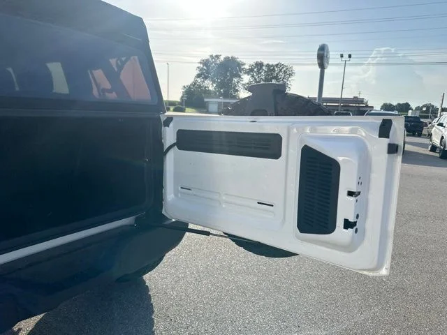 2023 Ford Bronco 4-Door Base - Photo 24