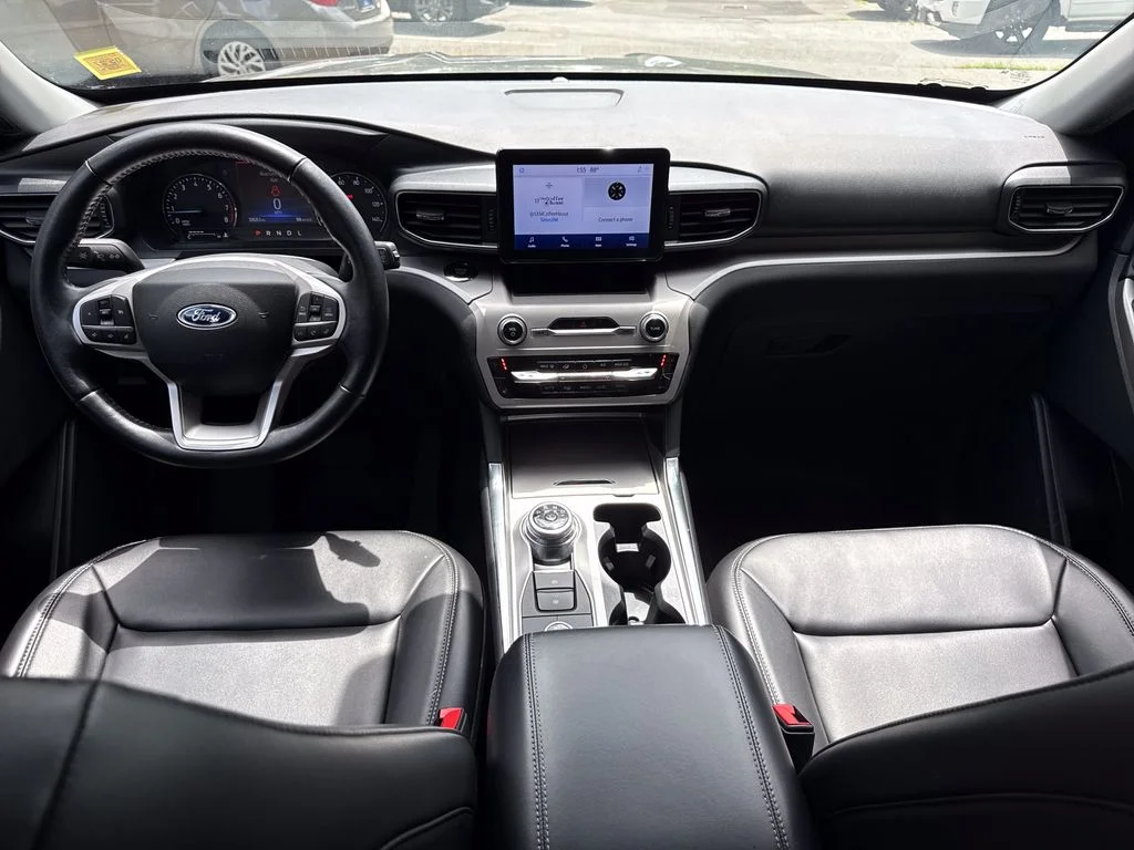 Used 2023 Carbonized Gray Metallic Ford XLT image 13