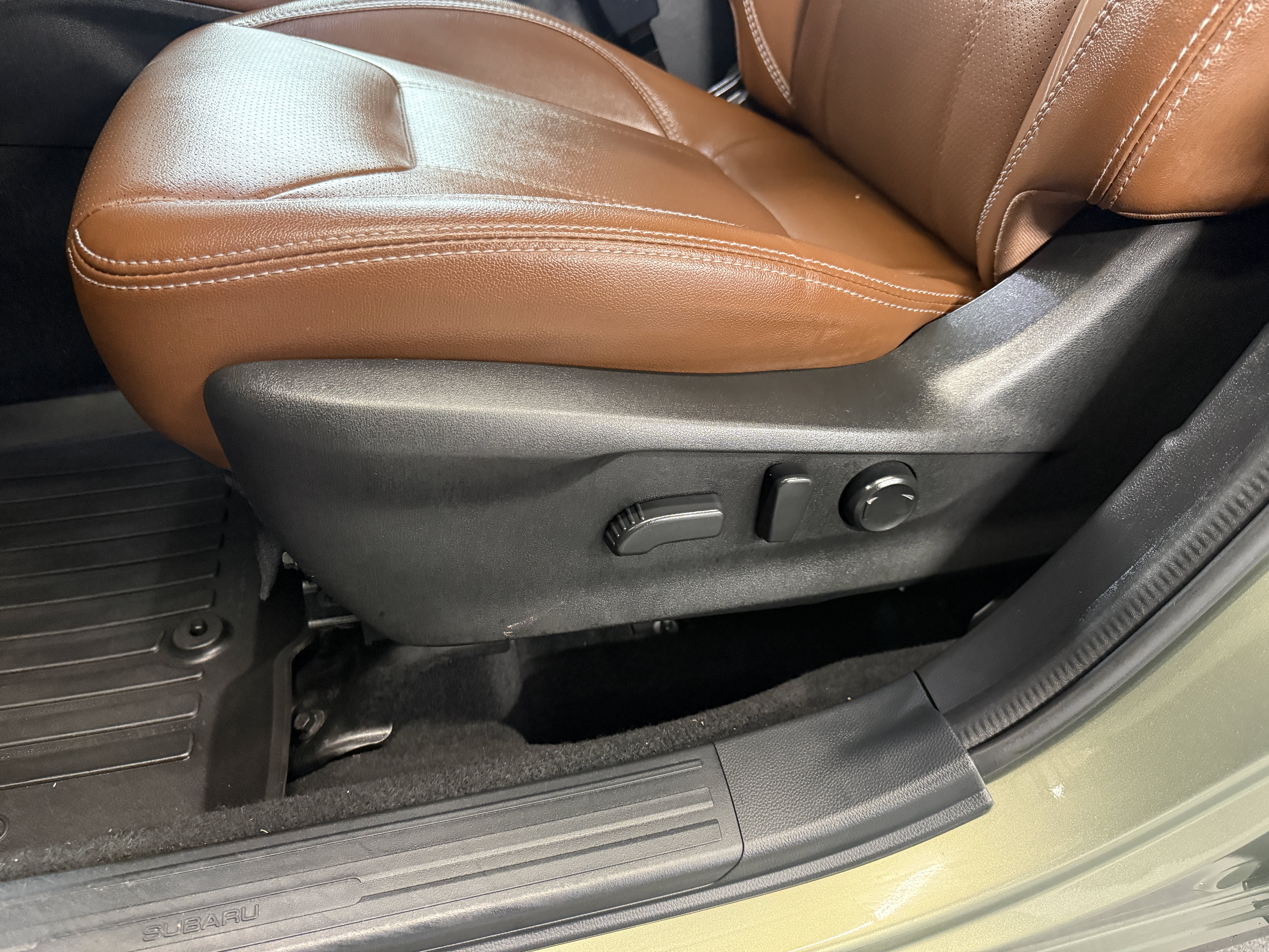 Used 2020 Jasper Green Metallic Subaru Touring image 13