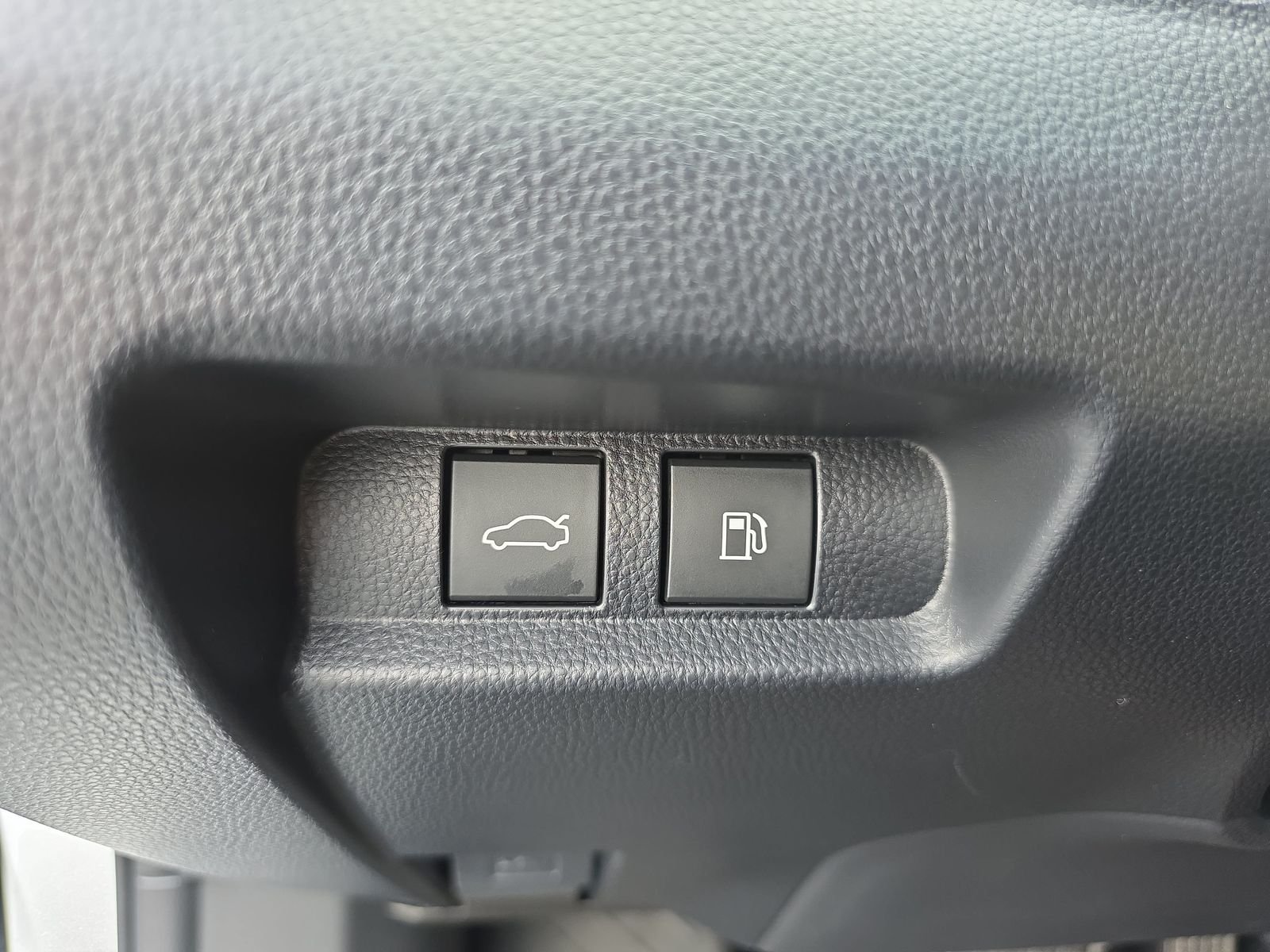 Used 2026 White Toyota XLE image 24