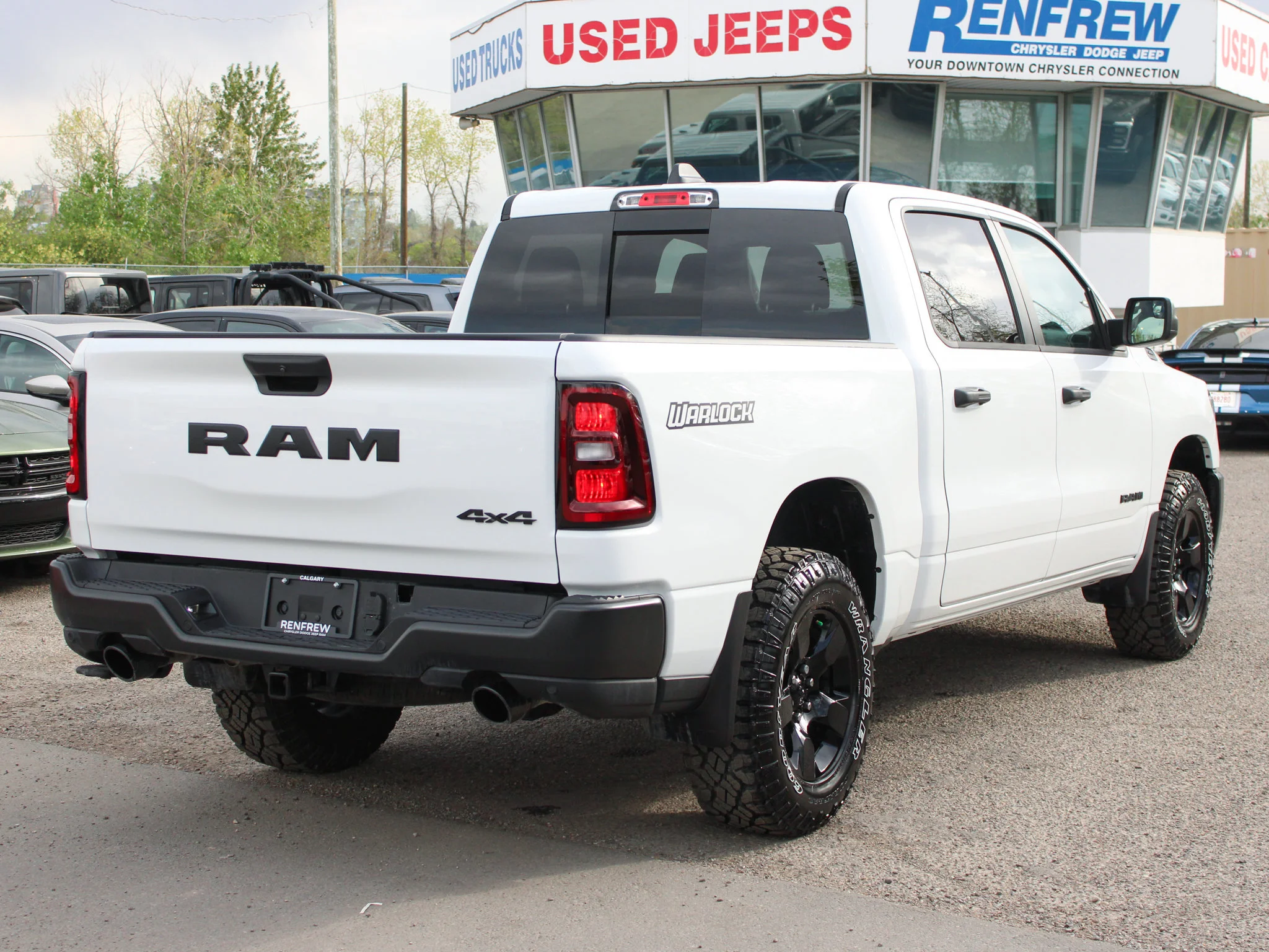 Certified Used 2026 White RAM Warlock * Twin-Turbo | Adaptive Cruise | Apple CarPlay | Bed Utility Group | Remote Start image 19