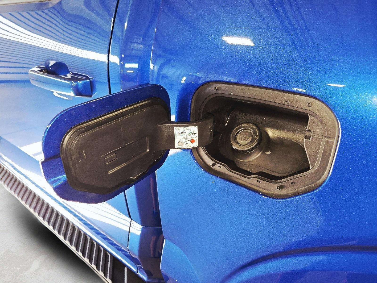 Used 2023 Atlas Blue Ford XLT image 59