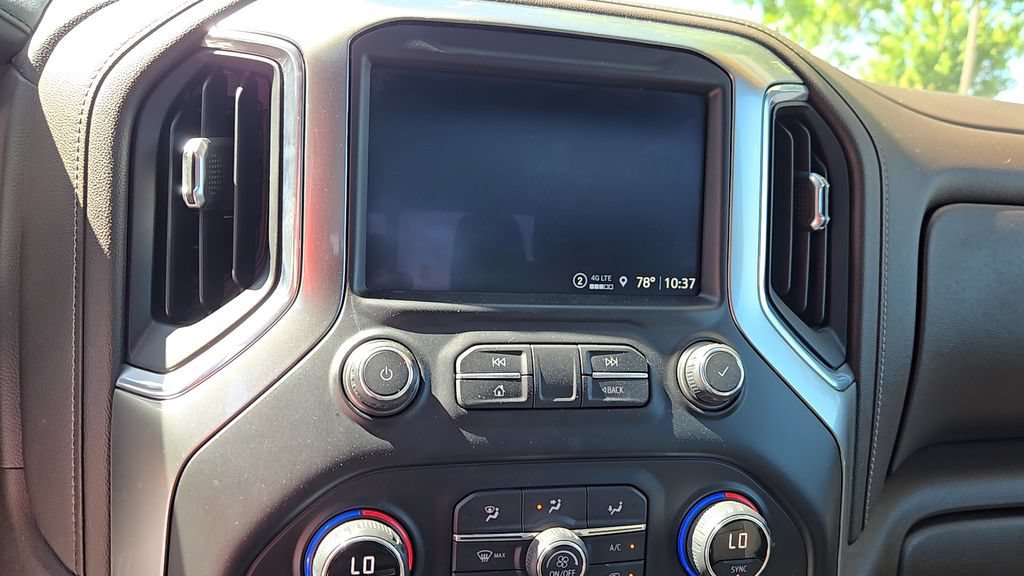 Used 2021 IRIDESCENT PEARL TRICOAT Chevrolet LTZ image 22