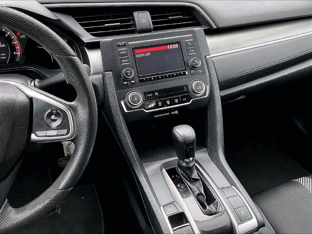 Used 2017 Red Honda LX image 18