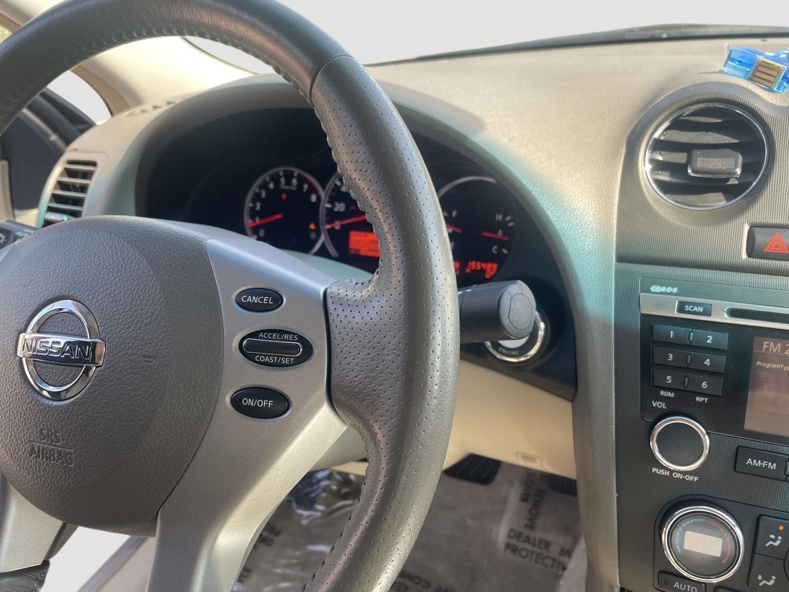 Used 2010 Sonoran Sand Metallic Nissan 2.5 SL image 21