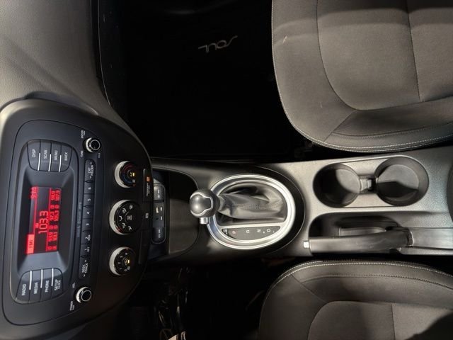 Used 2015 Brown Kia Base image 29