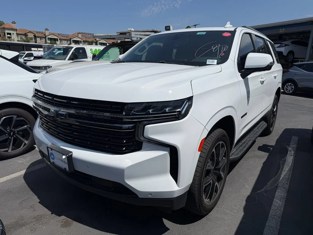Used 2022 SUMMIT WHITE Chevrolet RST image 2