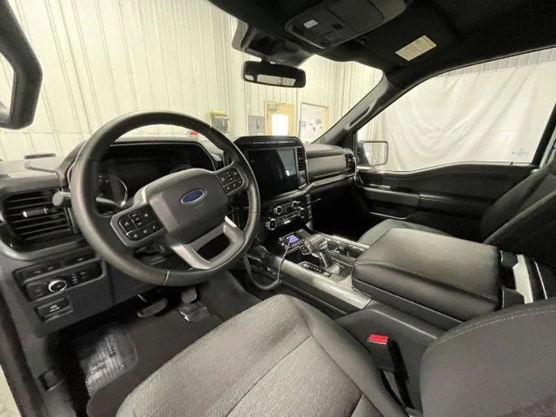 Photo 10