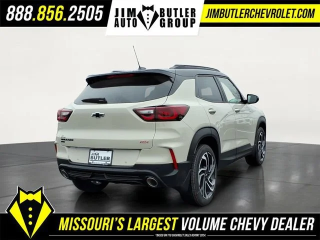 New 2026 White Sands Chevrolet RS image 4