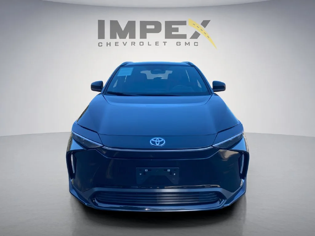 Used 2024 Black Toyota XLE image 8