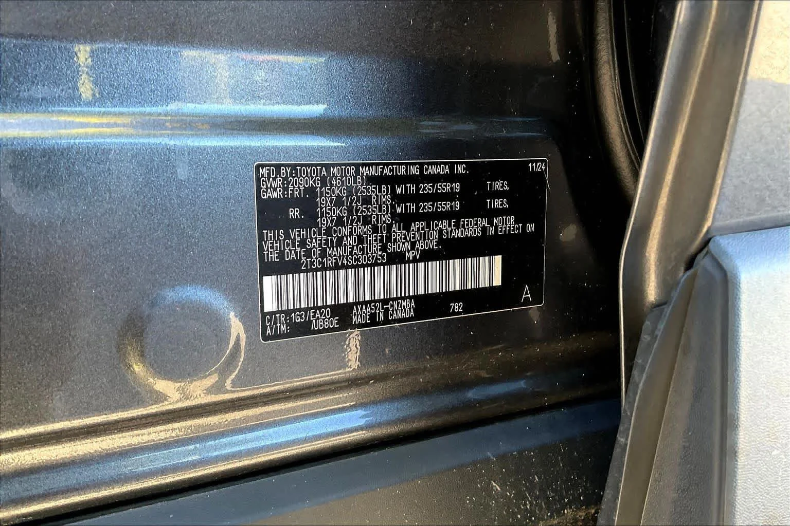 Used 2025 Magnetic Gray Metallic Toyota XLE Premium image 35