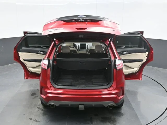 Used 2024 Red Ford Titanium image 27