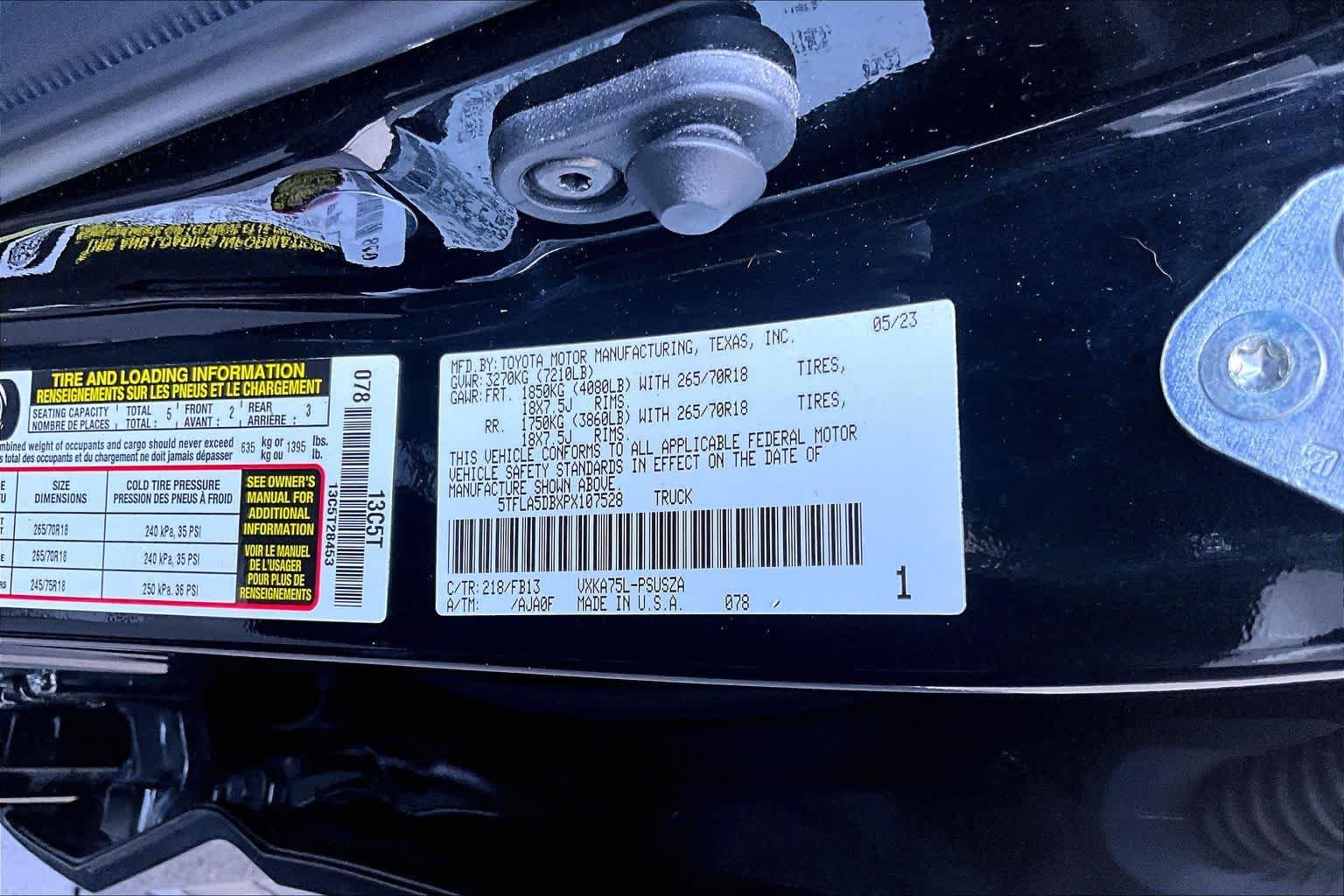 Used 2023 Midnight Black Metallic Toyota SR5 image 34