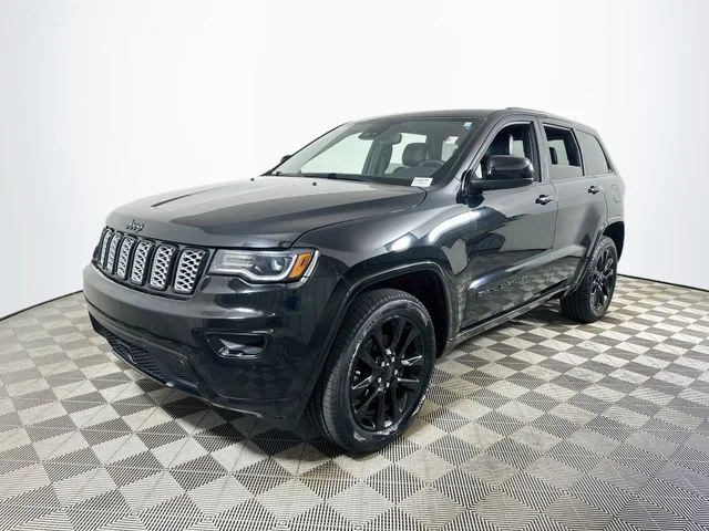 Certified Pre-Owned 2020 Jeep Grand Cherokee Altitude