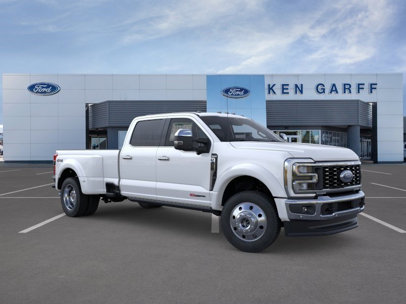 New 2026 Star White Metallic Tri-Coat Ford Platinum image 8