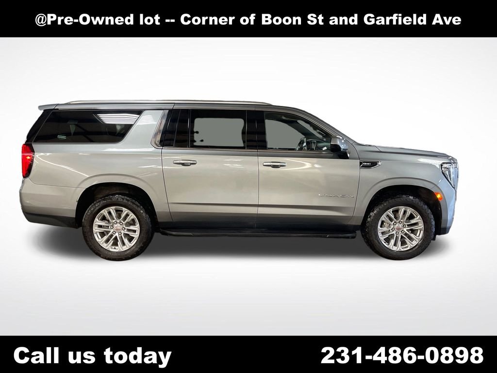 Used 2023  GMC SLE image 6
