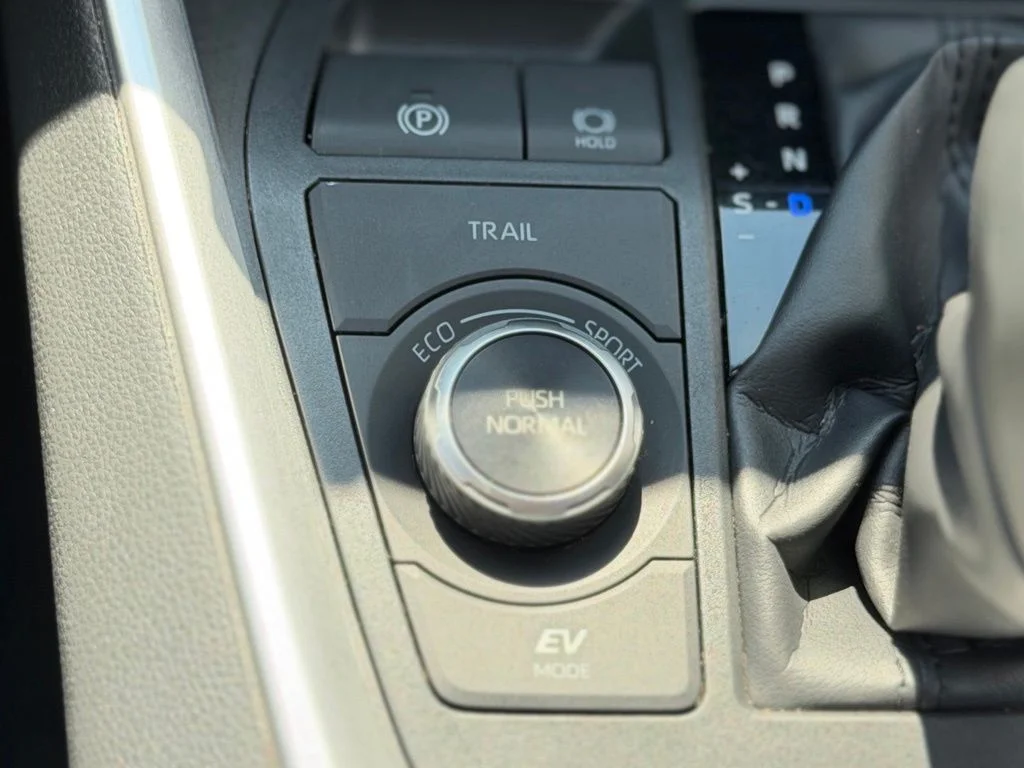 Used 2023 Black Toyota XLE image 16