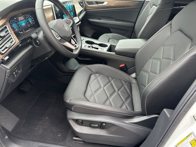 New 2026 White Volkswagen 2.0T SE image 9