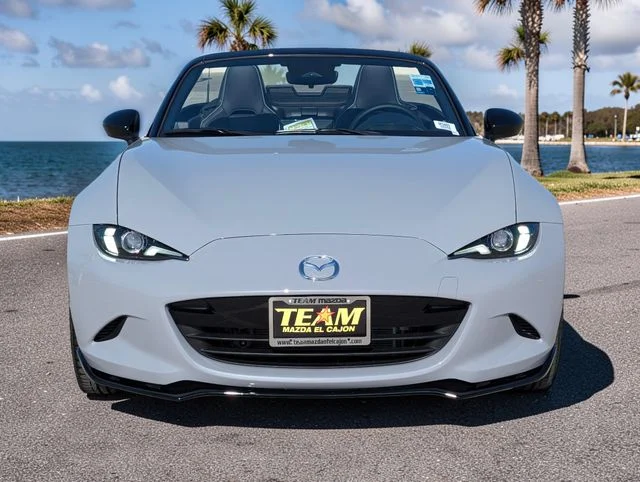 New 2026 Aero Gray Metallic Mazda Club image 3
